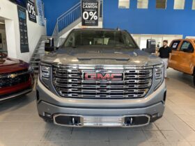 2025 GMC Sierra 1500 Crew Cab Standard