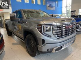 2025 GMC Sierra 1500 Crew Cab Standard