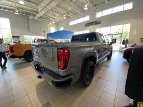 2025 GMC Sierra 1500 Crew Cab Standard
