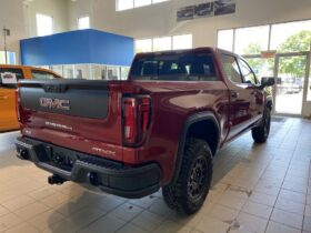 2025 GMC Sierra 1500 Crew Cab Short Box 4
