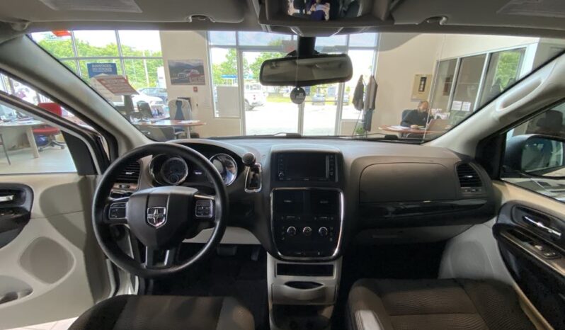 
								2020 Dodge Grand Caravan SXT full									