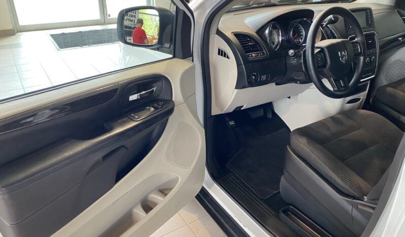 
								2020 Dodge Grand Caravan SXT full									