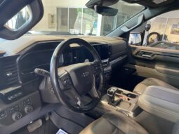 
										2023 Chevrolet Silverado 1500 Crew Cab 4×4 Zr2 full									