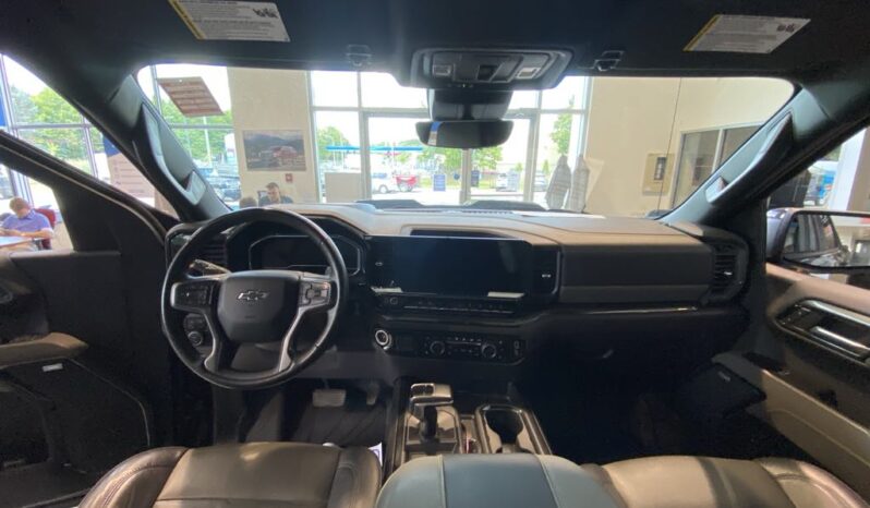 
								2023 Chevrolet Silverado 1500 Crew Cab 4×4 Zr2 full									