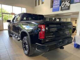 
										2023 Chevrolet Silverado 1500 Crew Cab 4×4 Zr2 full									