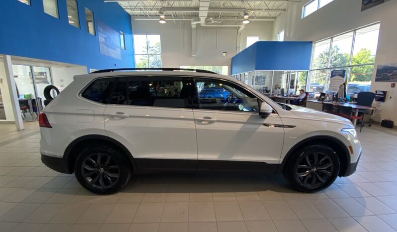 
								2023 Volkswagen Tiguan Comfortline 2.0t 8sp full									
