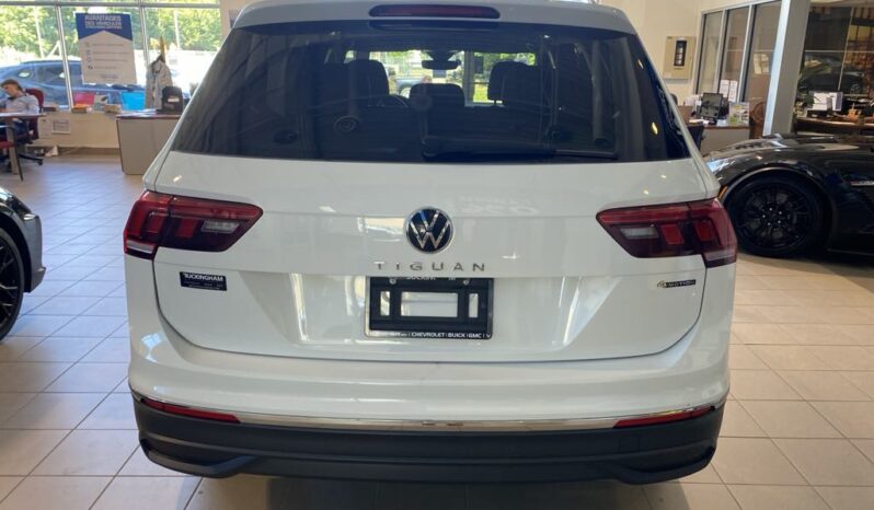 
								2023 Volkswagen Tiguan Comfortline 2.0t 8sp full									