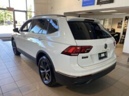 
										2023 Volkswagen Tiguan Comfortline 2.0t 8sp full									