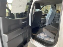 
										2025 Chevrolet Silverado 1500 Crew Cab Standard full									