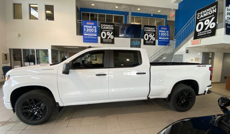 
								2025 Chevrolet Silverado 1500 Crew Cab Standard full									