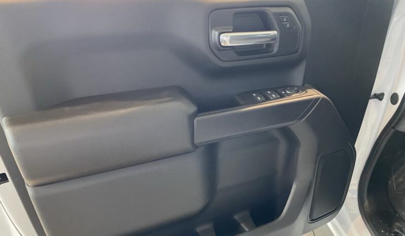 
								2025 Chevrolet Silverado 1500 Crew Cab Standard full									