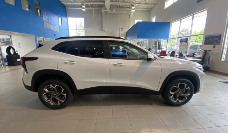 
								2025 Chevrolet Trax Fwd 4dr Lt full									