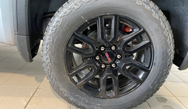 
								2026 GMC Sierra 1500 Crew Cab Standard full									