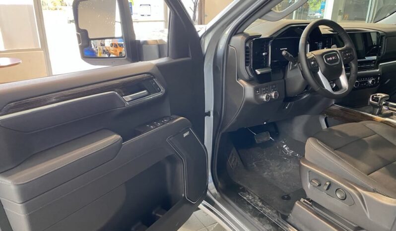 
								2026 GMC Sierra 1500 Crew Cab Standard full									