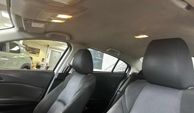 
								2015 Mazda Mazda3 4dr Sdn Auto GS full									