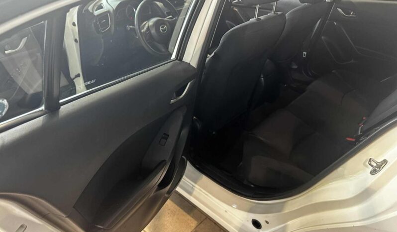 
								2015 Mazda Mazda3 4dr Sdn Auto GS full									