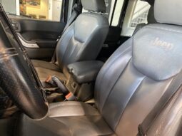 
										2016 Jeep Wrangler Sahara full									