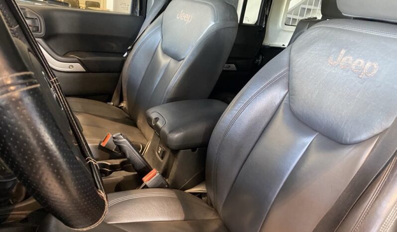 
								2016 Jeep Wrangler Sahara full									