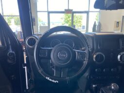 
										2016 Jeep Wrangler Sahara full									