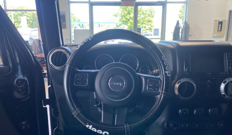 
								2016 Jeep Wrangler Sahara full									