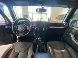 
										2016 Jeep Wrangler Sahara full									