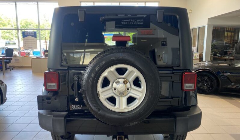 
								2016 Jeep Wrangler Sahara full									