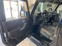 
										2016 Jeep Wrangler Sahara full									
