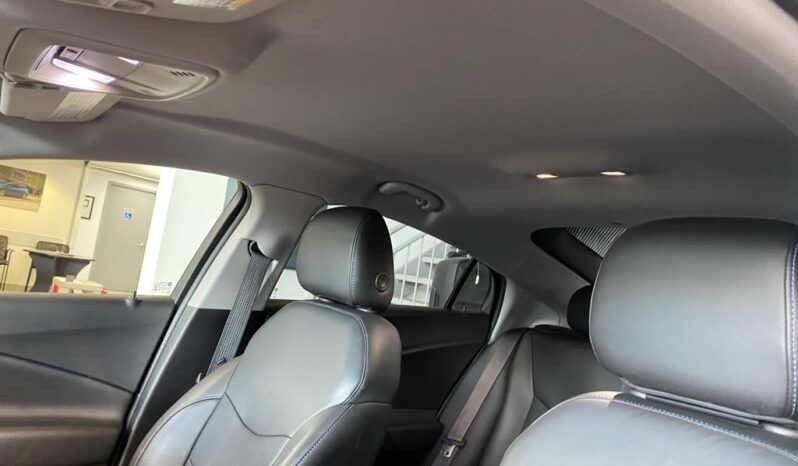 
								2018 Chevrolet Volt Premier full									