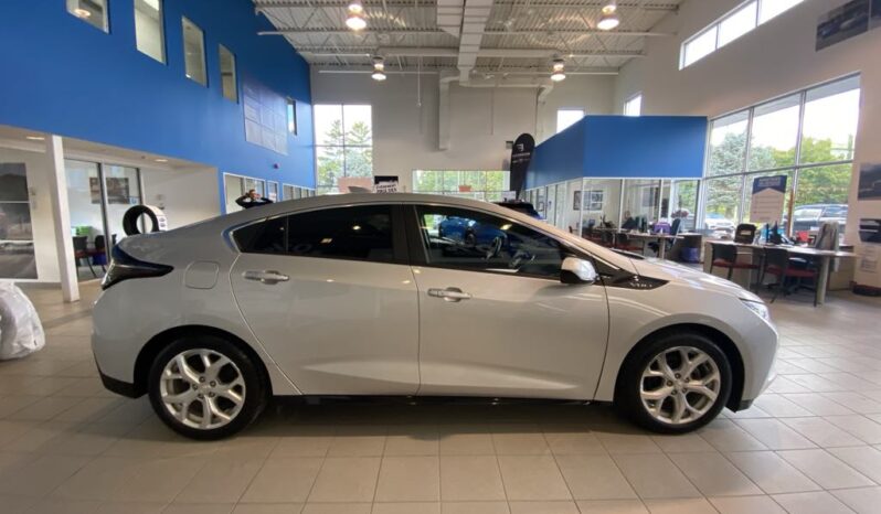 
								2018 Chevrolet Volt Premier full									