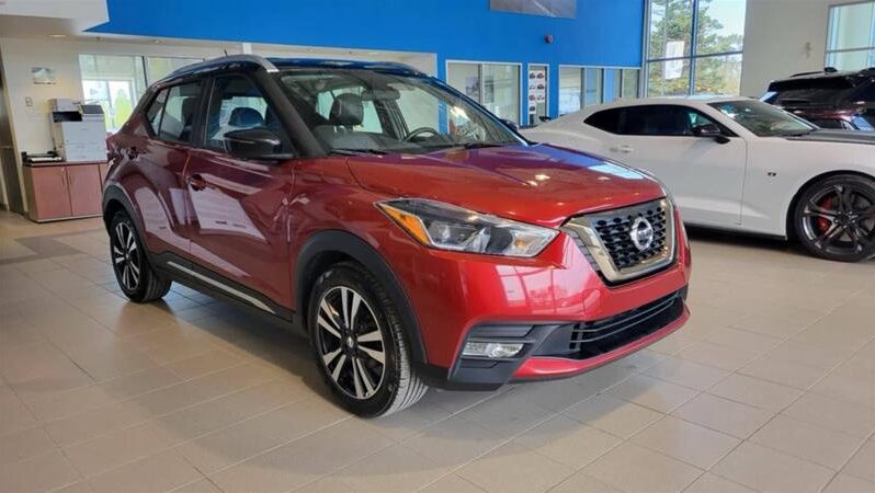 
								2019 Nissan Kicks Sr Cvt full									
