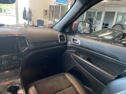 
										2021 Jeep Grand Cherokee Laredo full									
