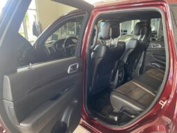 
										2021 Jeep Grand Cherokee Laredo full									