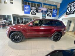 
										2021 Jeep Grand Cherokee Laredo full									