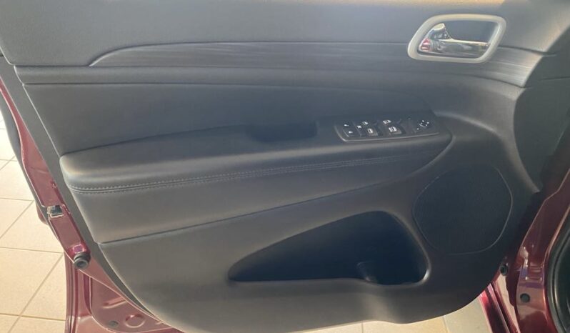 
								2021 Jeep Grand Cherokee Laredo full									