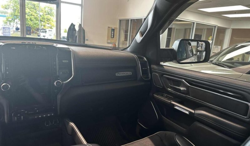 
								2021 RAM 1500 Laramie Lwb full									