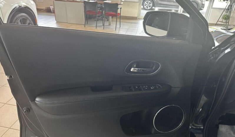 
								2022 Honda HR-V Sport 4wd full									