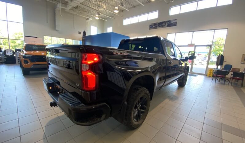 
								2023 Chevrolet Silverado 1500 Crew Cab 4×4 Lt full									