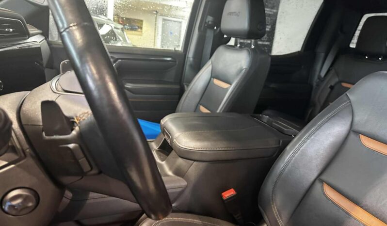 
								2023 GMC Sierra 1500 Crew Cab 4×4 At4 full									