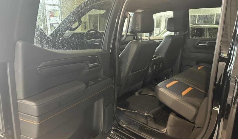
								2023 GMC Sierra 1500 Crew Cab 4×4 At4 full									
