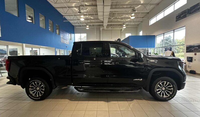 
								2023 GMC Sierra 1500 Crew Cab 4×4 At4 full									