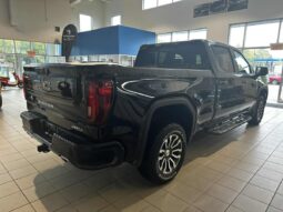 
										2023 GMC Sierra 1500 Crew Cab 4×4 At4 full									