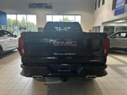 
										2023 GMC Sierra 1500 Crew Cab 4×4 At4 full									