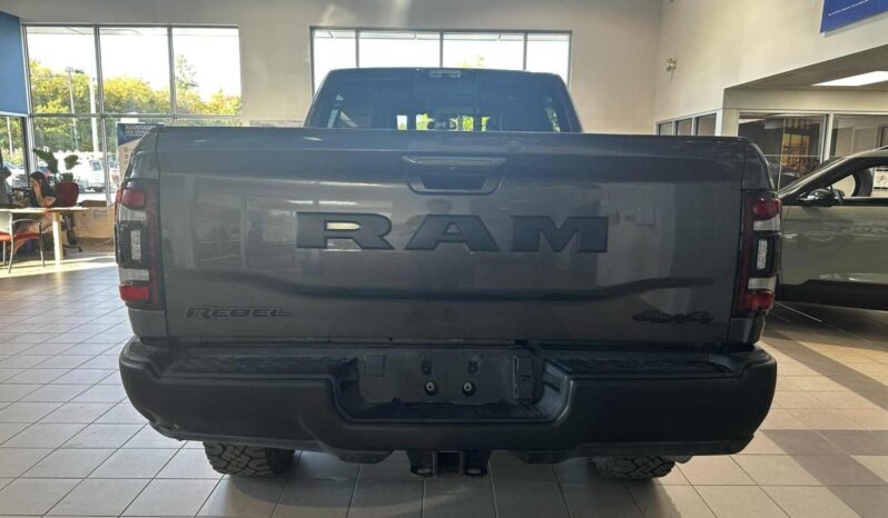 
								2024 RAM 2500 Rebel 4×4 Crew Cab full									