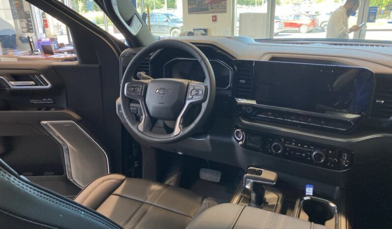 
								2026 Chevrolet Silverado 1500 Crew Cab Standard full									