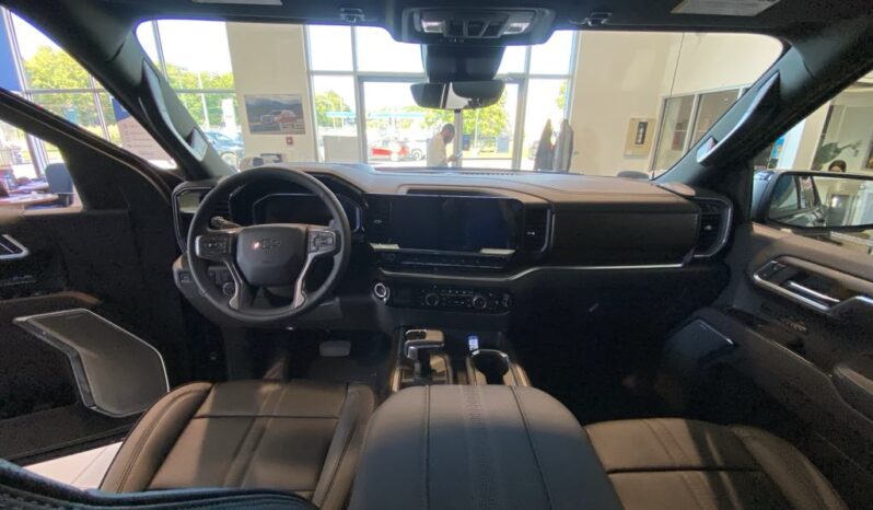 
								2026 Chevrolet Silverado 1500 Crew Cab Standard full									