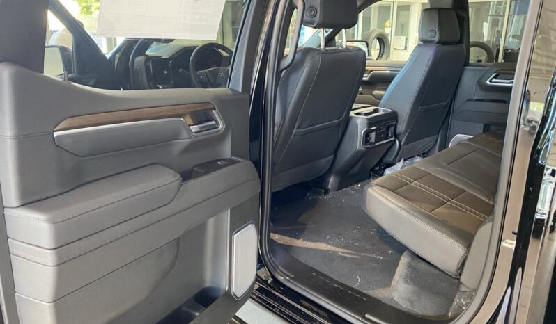
								2026 Chevrolet Silverado 1500 Crew Cab Standard full									