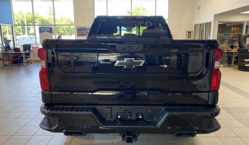 
								2026 Chevrolet Silverado 1500 Crew Cab Standard full									