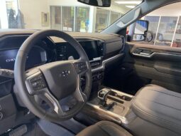 
										2026 Chevrolet Silverado 1500 Crew Cab Standard full									