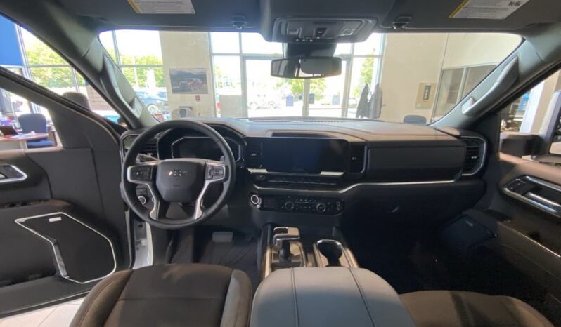 
								2026 Chevrolet Silverado 1500 Crew Cab Standard full									