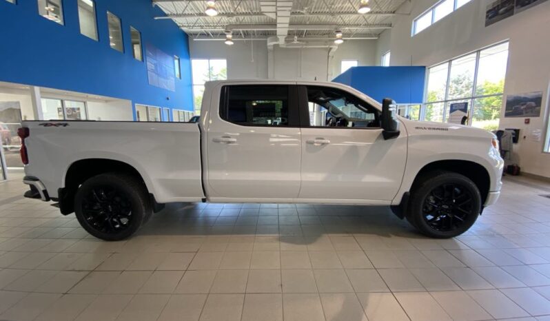 
								2026 Chevrolet Silverado 1500 Crew Cab Standard full									
